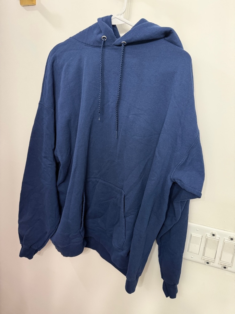 Classic Men’s Navy Hoodie Sweatshirt